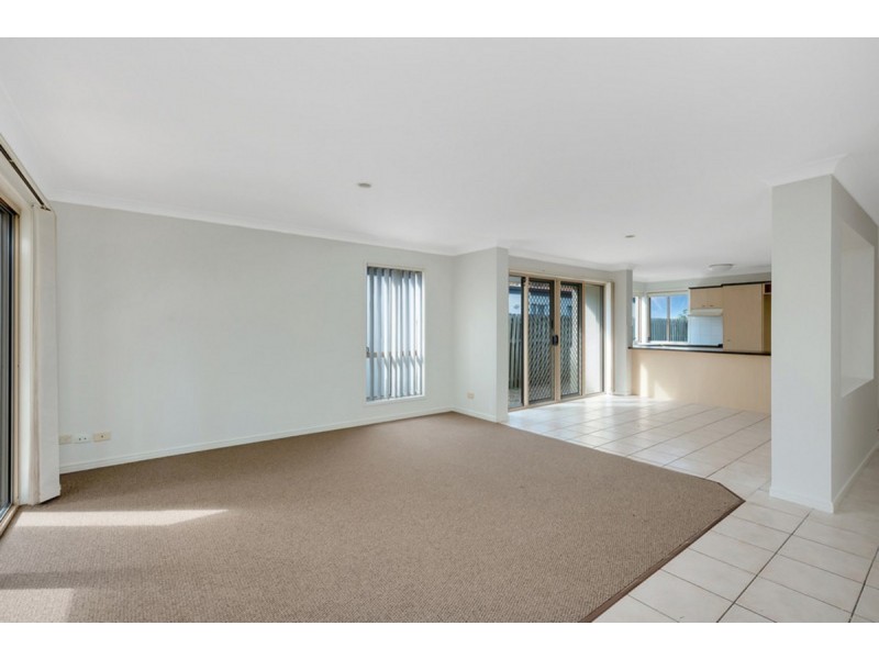 75 Marble Arch Place, Arundel QLD 4214