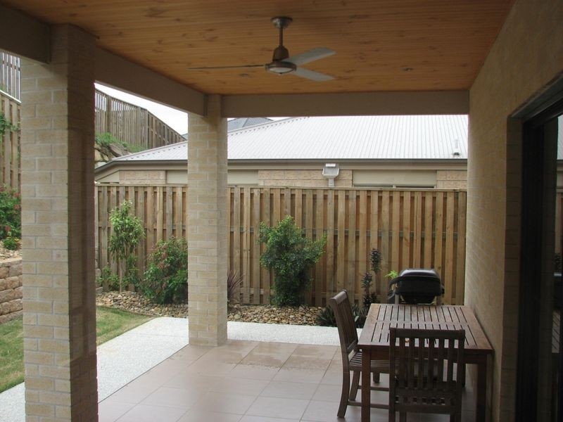 38 Diamantina Circuit, Pacific Pines QLD 4211