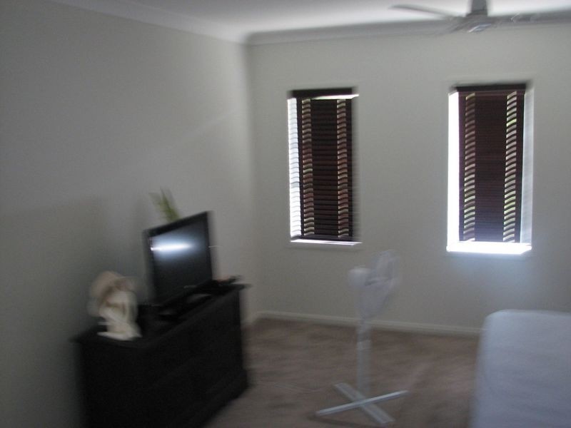 38 Diamantina Circuit, Pacific Pines QLD 4211