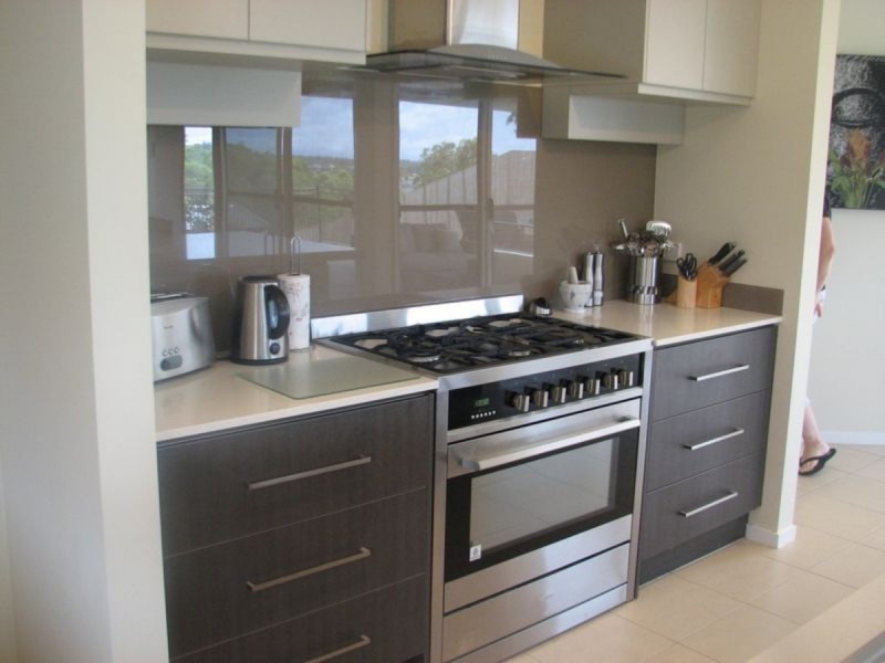 48 Fletcher Crescent, Pacific Pines QLD 4211