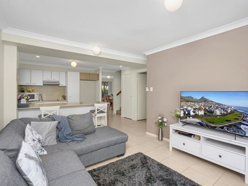54/30 Carmarthen Circuit, Pacific Pines QLD 4211