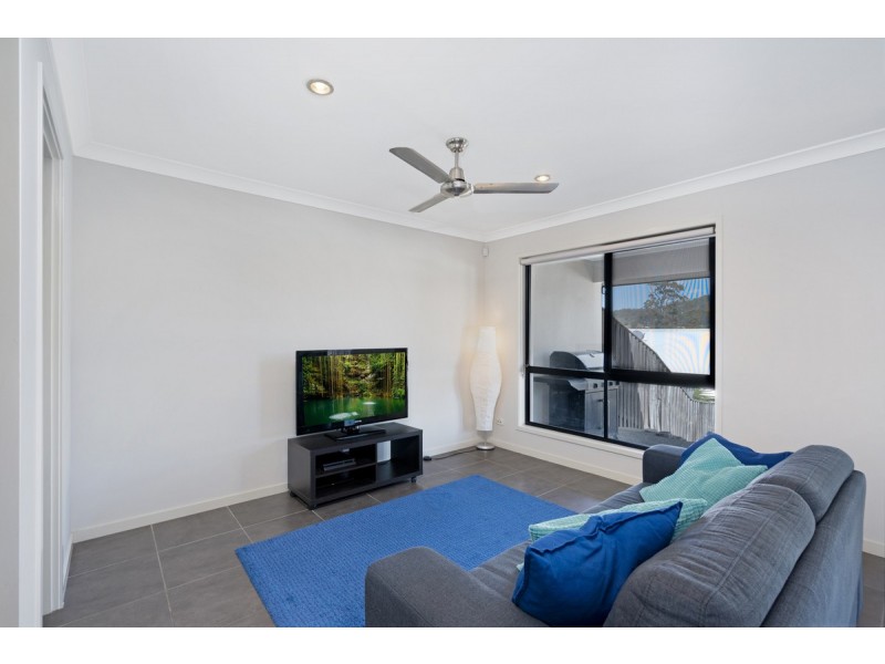 6B Kaplan Street, Oxenford QLD 4210