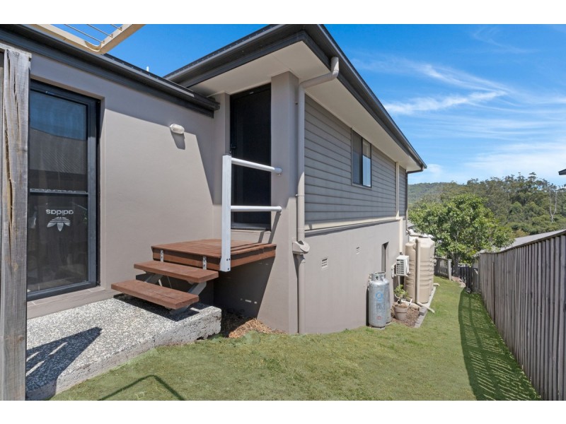 6B Kaplan Street, Oxenford QLD 4210