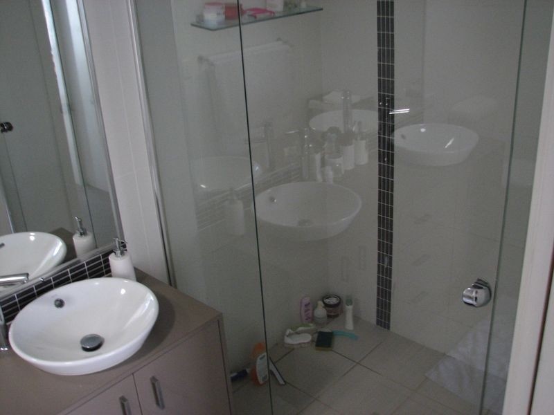 2/15 Kaplan Street, Oxenford QLD 4210