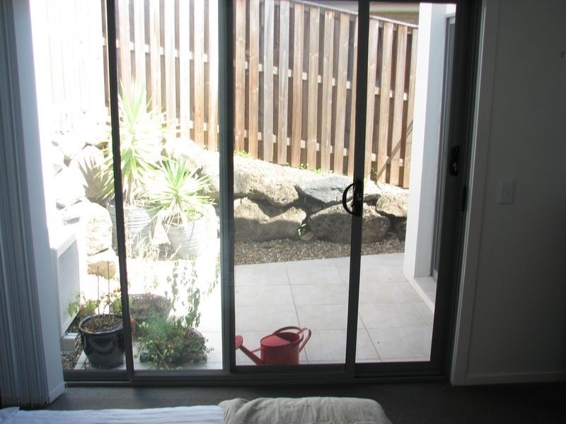 2/15 Kaplan Street, Oxenford QLD 4210