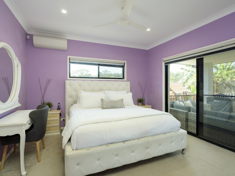 7 Stockdale Street, Pacific Pines QLD 4211
