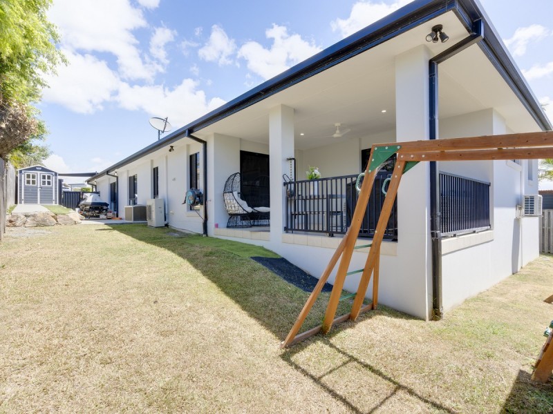 7 Stockdale Street, Pacific Pines QLD 4211