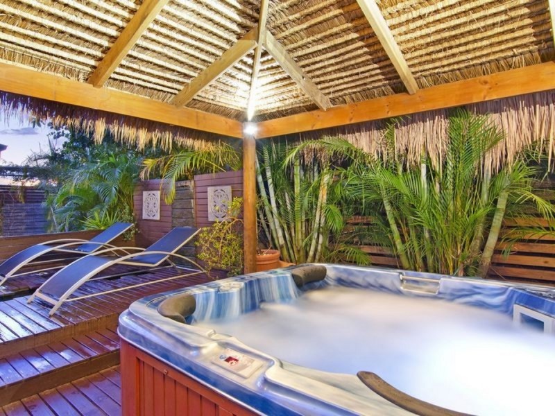 12 Ainsworth Street, Pacific Pines QLD 4211