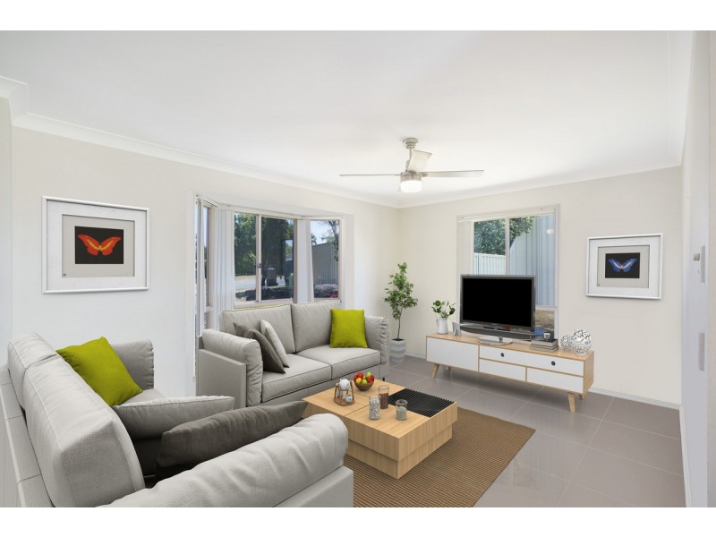 25 Crestridge Crescent, Oxenford QLD 4210