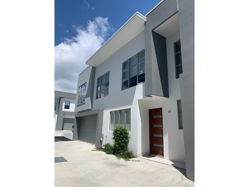 19/20 Careel Close, Helensvale QLD 4212