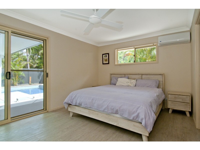 10 Matzia Avenue, Pacific Pines QLD 4211