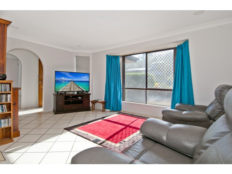 135 Discovery Drive, Helensvale QLD 4212