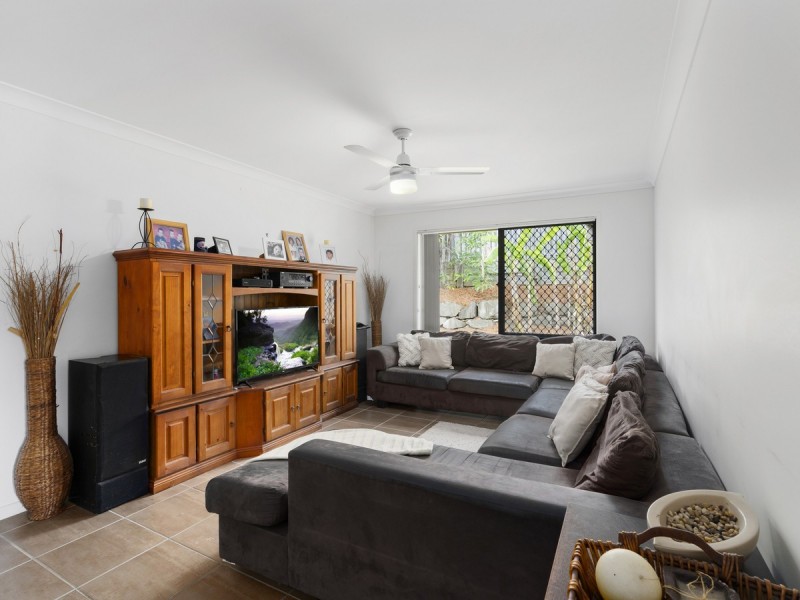 3 Tarrina Crescent, Pacific Pines QLD 4211