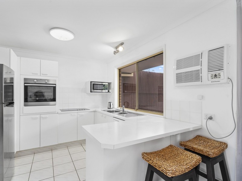 1/40 Village Way, Oxenford QLD 4210