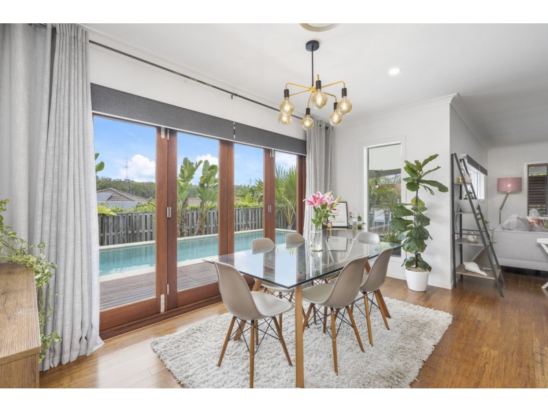 47 Wunburra Circle, Pacific Pines QLD 4211