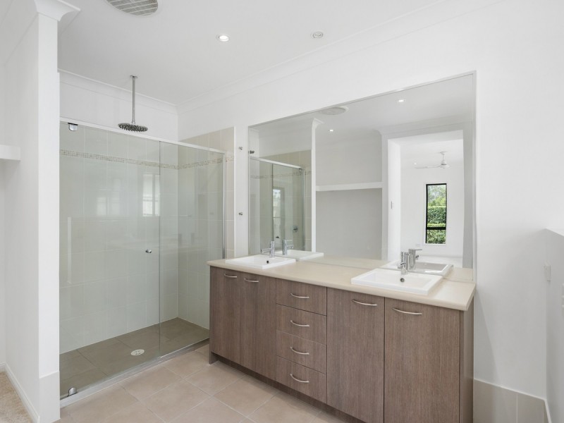 52 Treeline Circuit, Upper Coomera QLD 4209