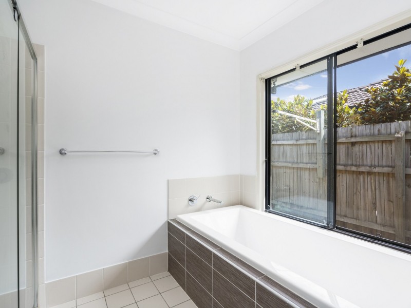 52 Treeline Circuit, Upper Coomera QLD 4209