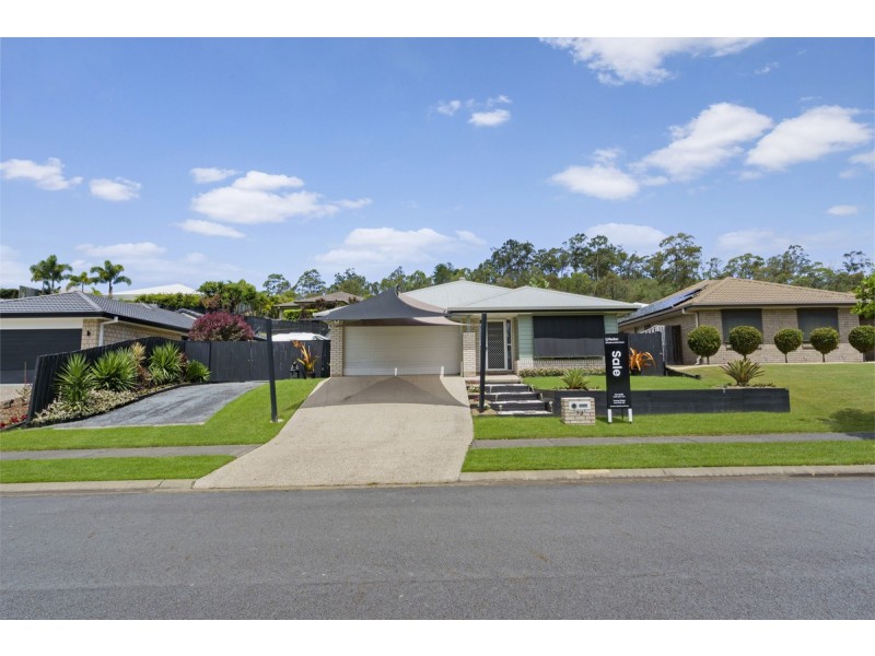 72 Hawkesbury Avenue, Pacific Pines QLD 4211