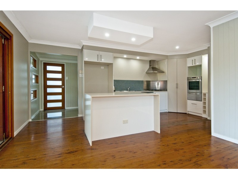 34 Eileen Avenue, Southport QLD 4215