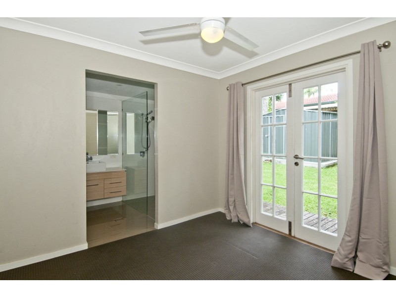 34 Eileen Avenue, Southport QLD 4215