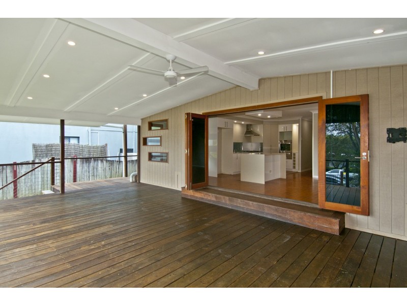 34 Eileen Avenue, Southport QLD 4215