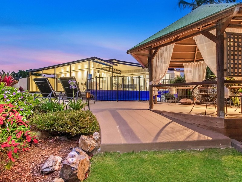1 Maldon Court, Helensvale QLD 4212