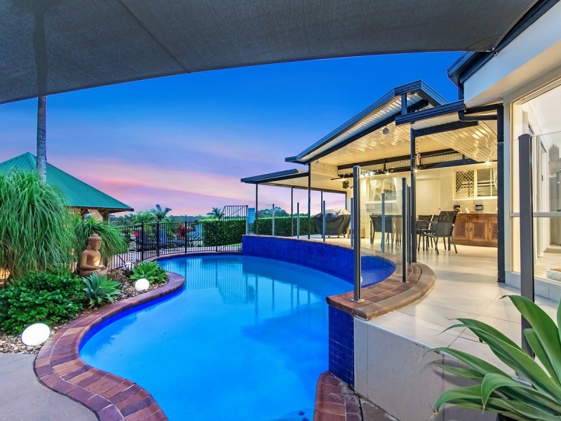 1 Maldon Court, Helensvale QLD 4212