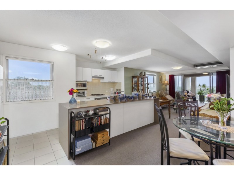 1601/111 Lindfield Road, Helensvale QLD 4212