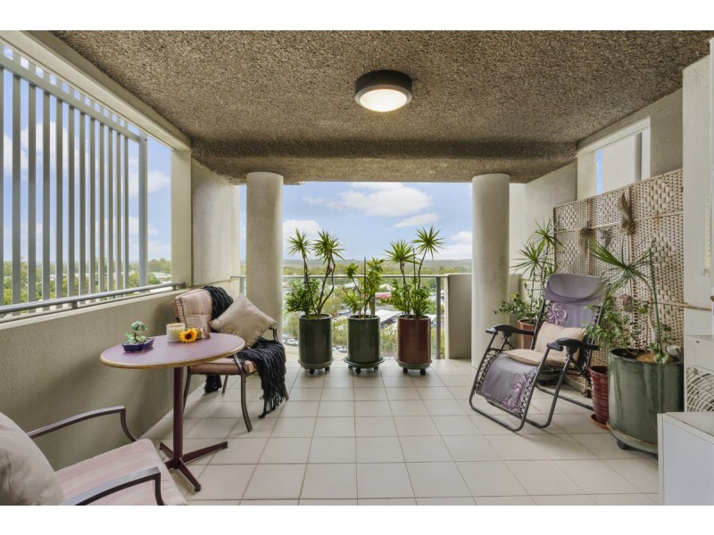 1601/111 Lindfield Road, Helensvale QLD 4212