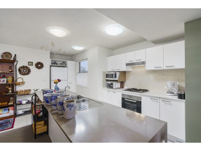 1601/111 Lindfield Road, Helensvale QLD 4212