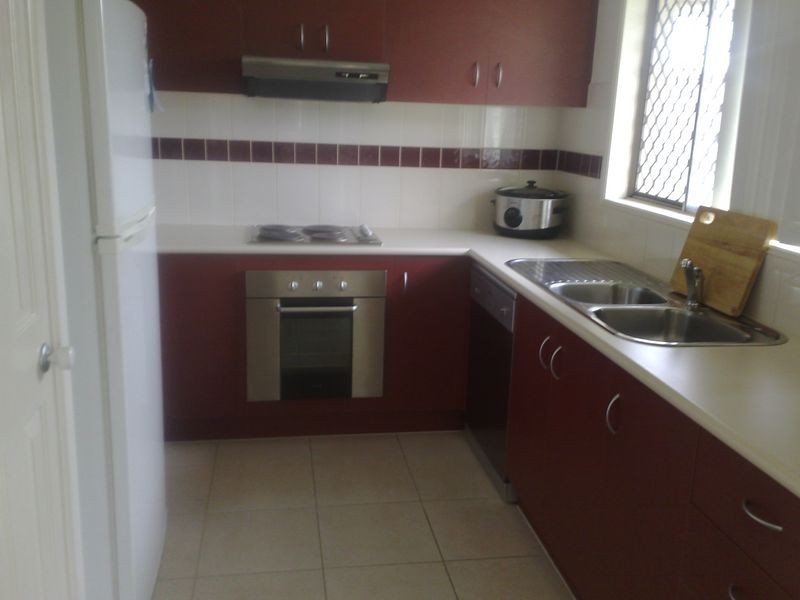 1/87 Victoria Drive, Pacific Pines QLD 4211