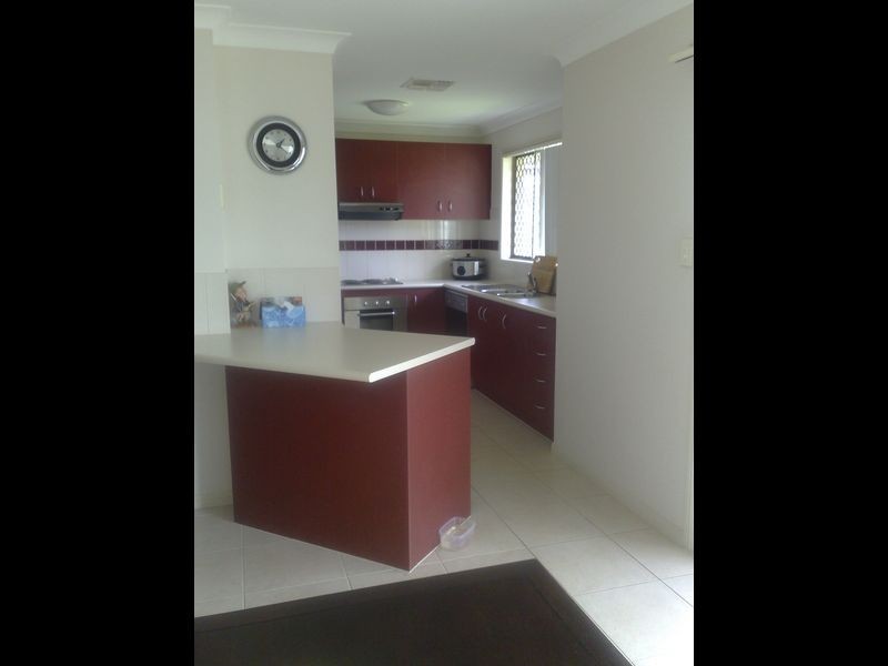 1/87 Victoria Drive, Pacific Pines QLD 4211