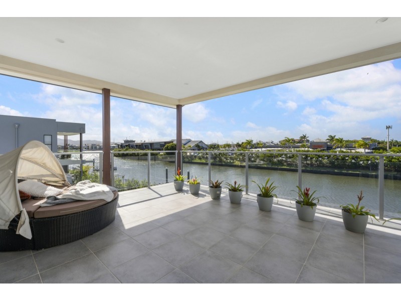 5041 Harbourview Drive, Hope Island QLD 4212