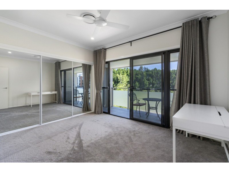 5041 Harbourview Drive, Hope Island QLD 4212