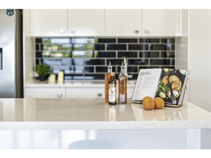 5041 Harbourview Drive, Hope Island QLD 4212
