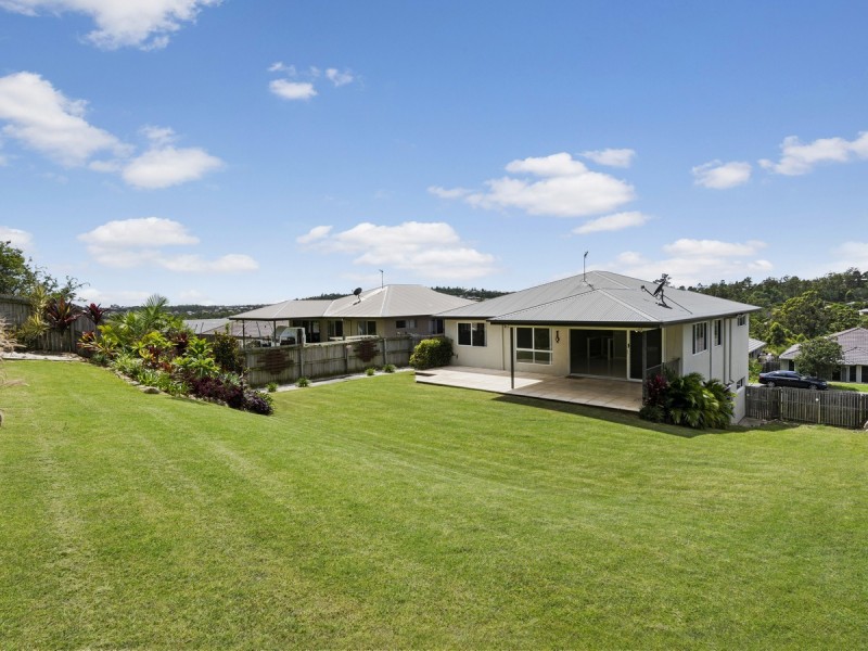 29 Hadrian Crescent, Pacific Pines QLD 4211