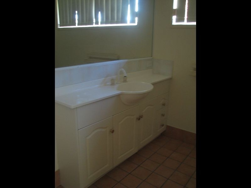 4 Gumview Place, Molendinar QLD 4214