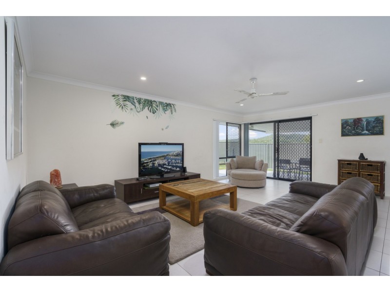 260 Universal Street, Oxenford QLD 4210