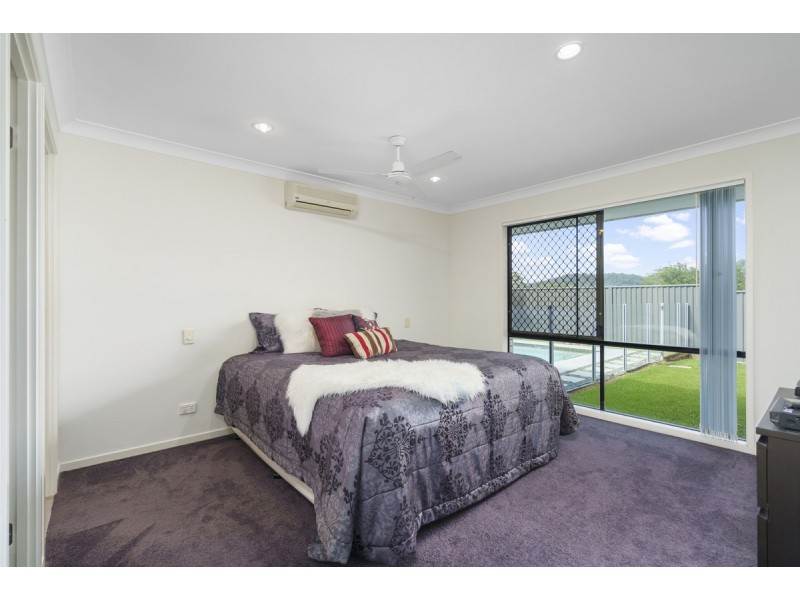 260 Universal Street, Oxenford QLD 4210