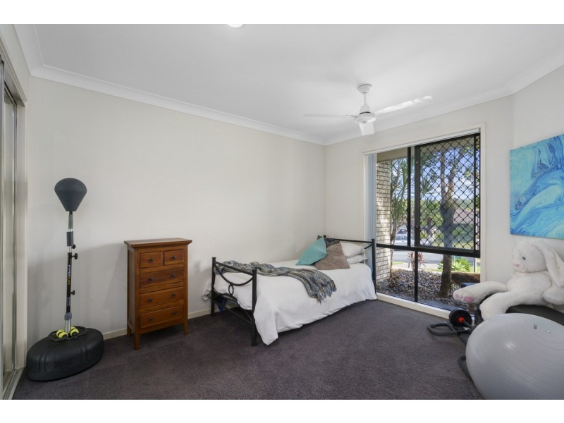 260 Universal Street, Oxenford QLD 4210