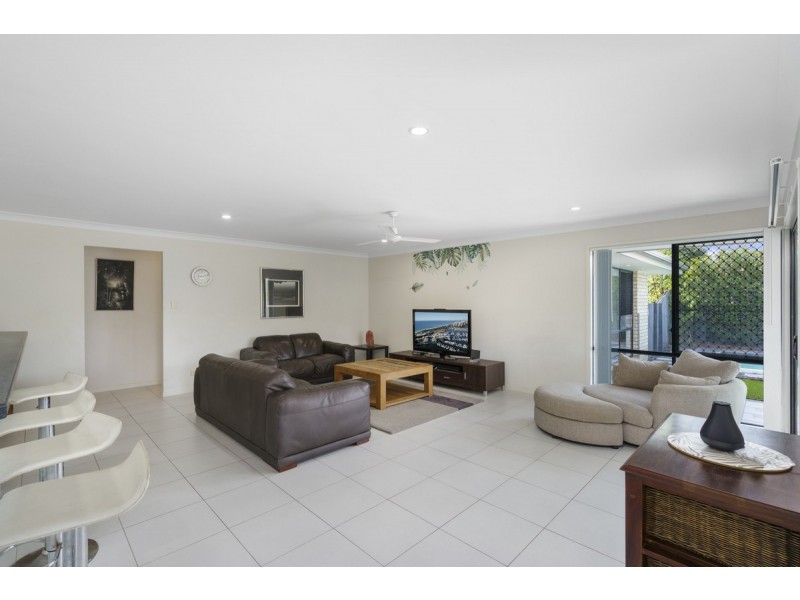 260 Universal Street, Oxenford QLD 4210