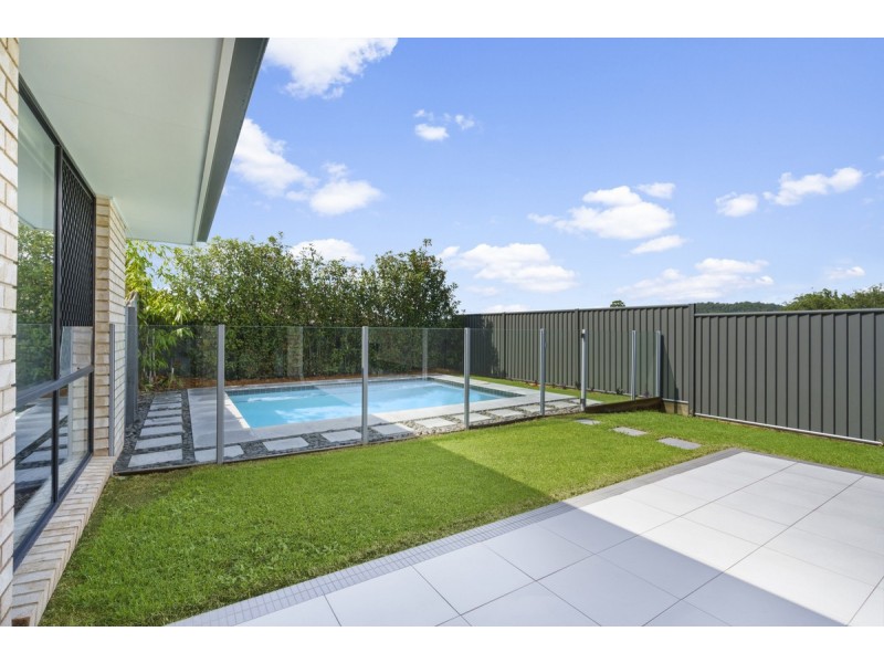 260 Universal Street, Oxenford QLD 4210