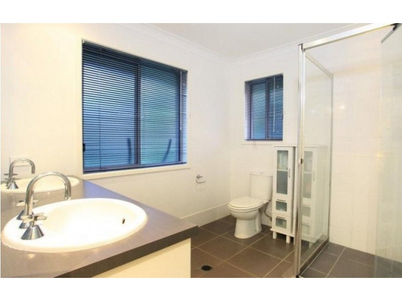 9 Lillypilly Court, Helensvale QLD 4212