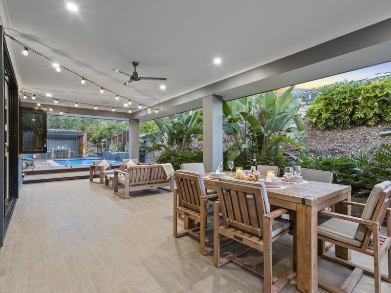 121 Whiptail Place, Advancetown QLD 4211