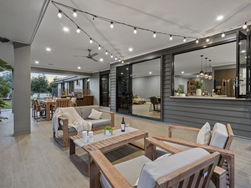 121 Whiptail Place, Advancetown QLD 4211