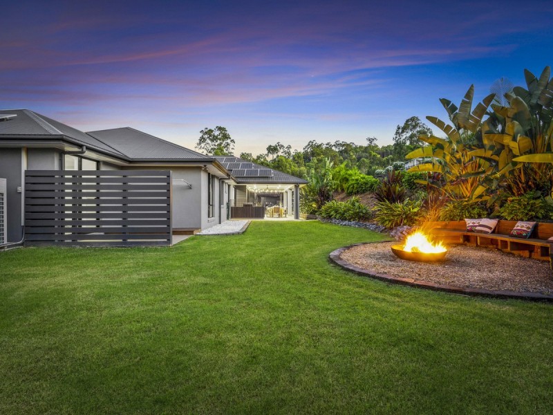 121 Whiptail Place, Advancetown QLD 4211