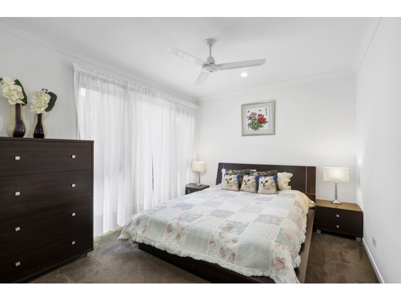 9/26 Hotham Drive, Pacific Pines QLD 4211