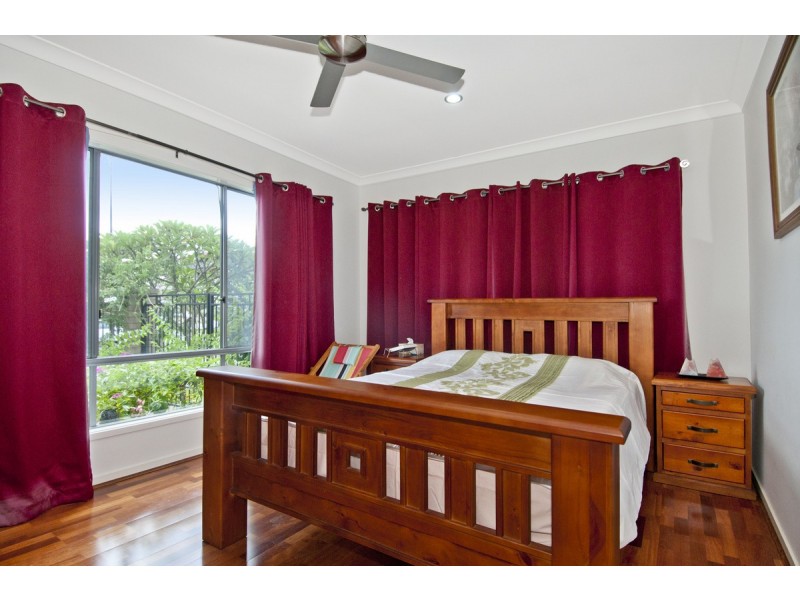 46 Faraday Crescent, Pacific Pines QLD 4211