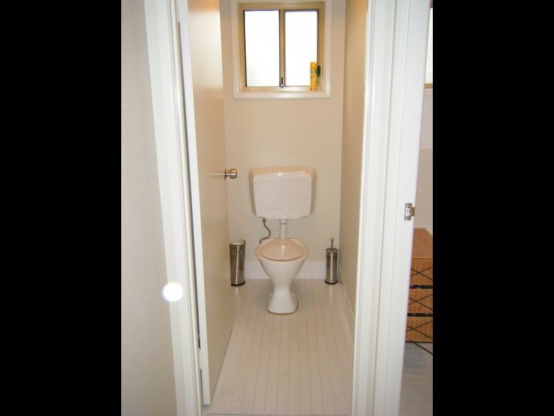 1/4 Monroe Court, Oxenford QLD 4210