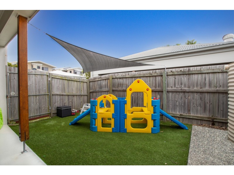 23 Damian Leeding Way, Upper Coomera QLD 4209